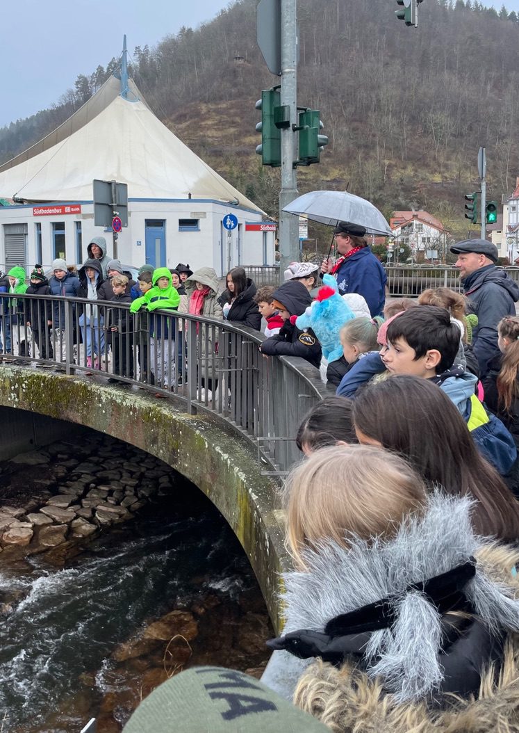 49B5AA7D-0109-41AE-9D02-9190F05F4C6E_1_105_c