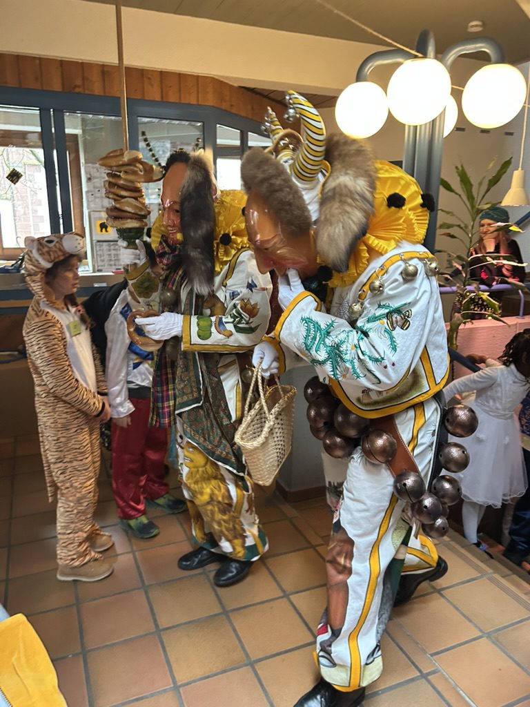 53CD059F-2FD2-4063-8508-B20ED4650B24_1_105_c