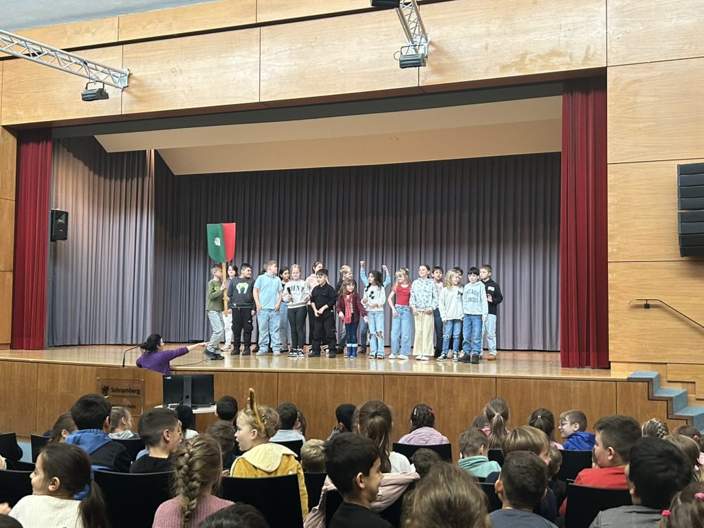 33968A1E-C18B-4D28-BF4B-D6FFA96B0706_1_105_c