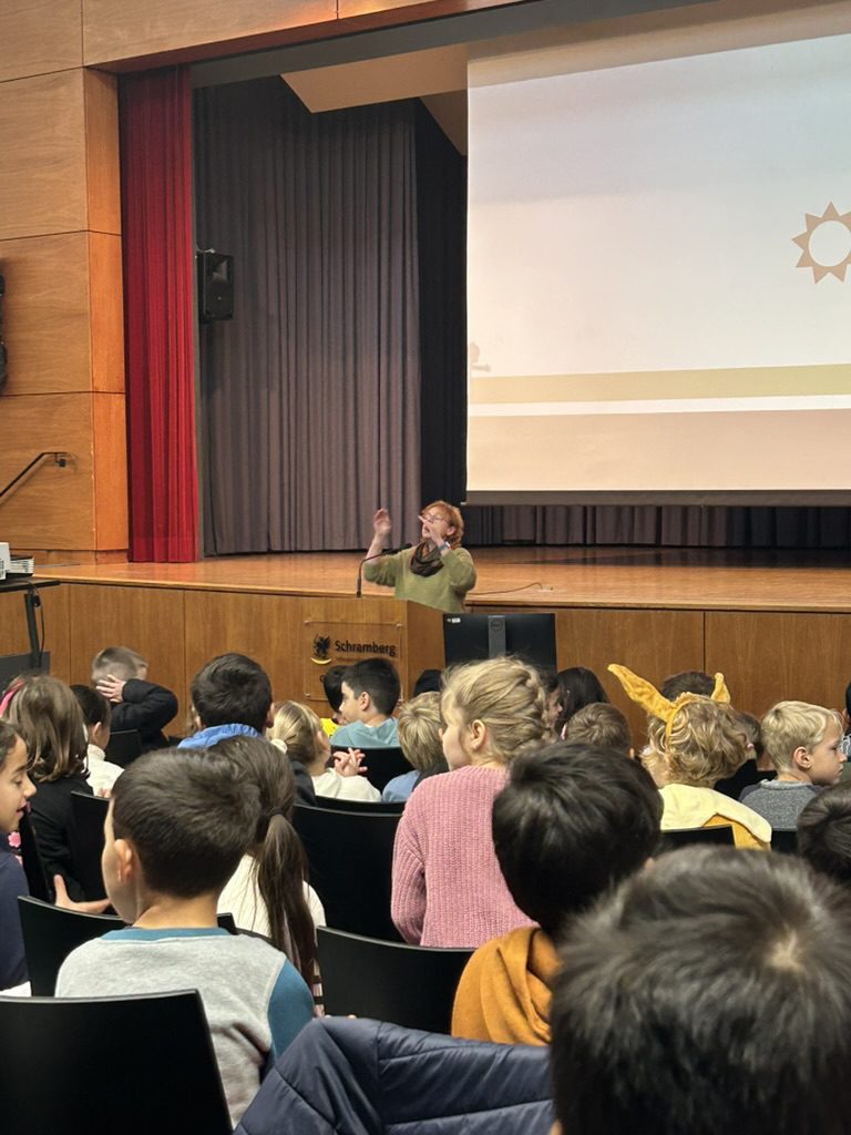 3D4960CD-3503-4D0A-9B75-A61CF006C07C_1_105_c